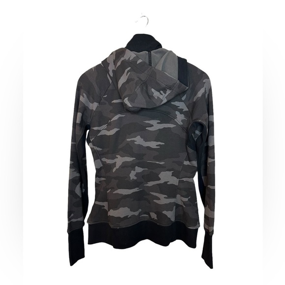 Athleta M Triumph Camo Printed Hoodie Black & Gray Hoodie Sweatshirt M - Picture 6 of 8